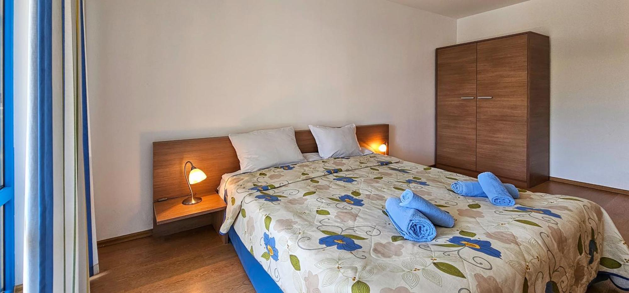 Excelsior Sunny Апартаменти
